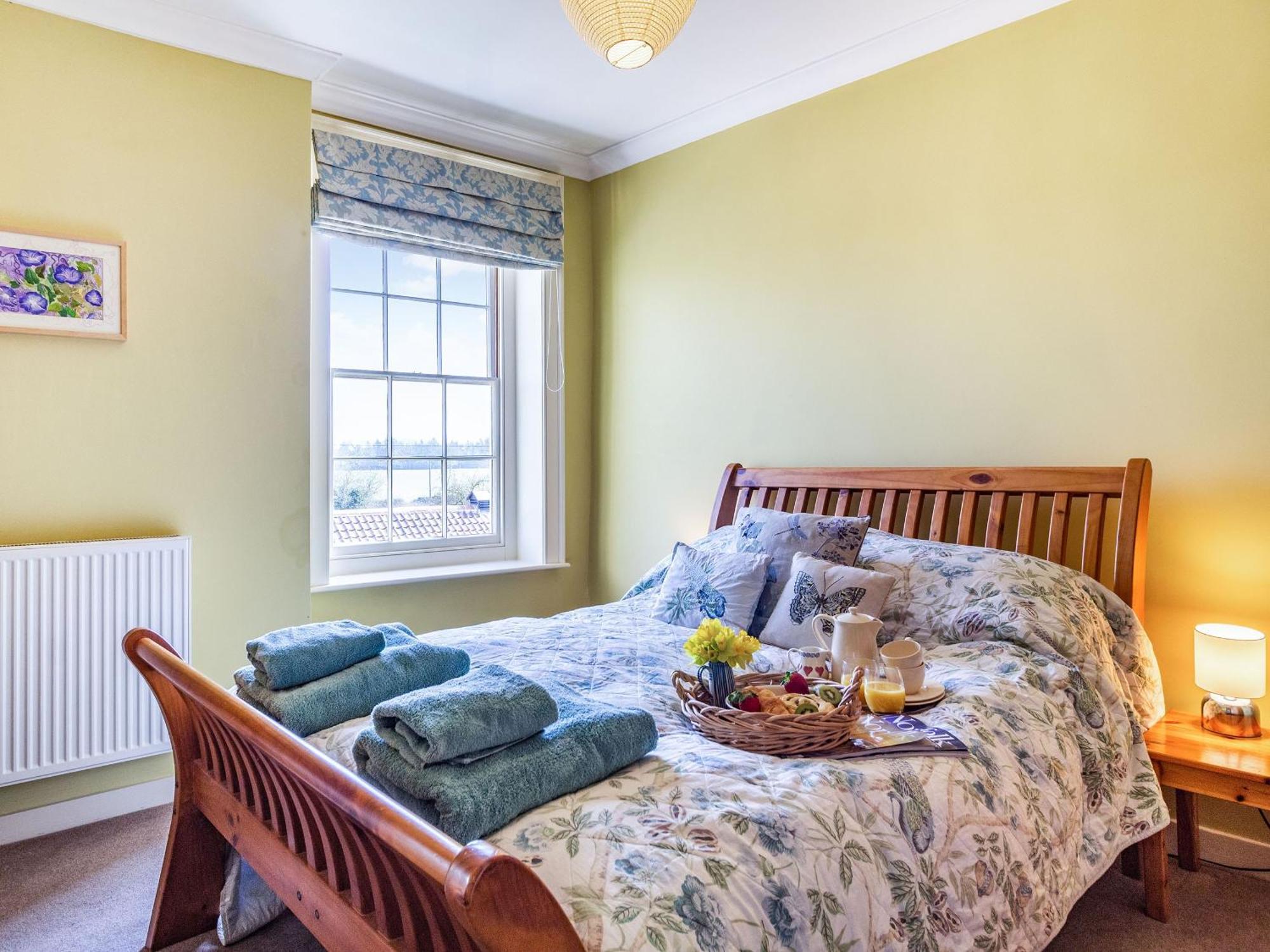 Hemblington Hall Arts And Leisure Ltd South Walsham Bagian luar foto